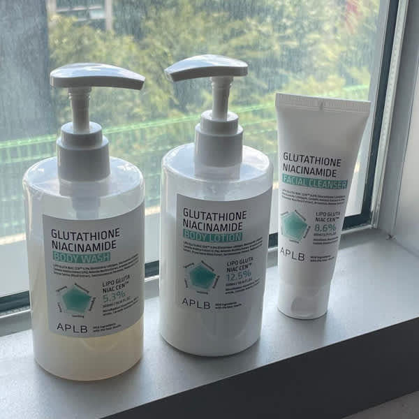 aplb glutathione niacinamide spf Glutathione Niacinamide, Sunscreen, SPF 50+ PA ++++, 1.35 fl oz (40 ml) main image 1