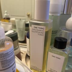 one thing niacinamide glutathione toner ONE THING Niacinamide Glutathione Toner 210ml